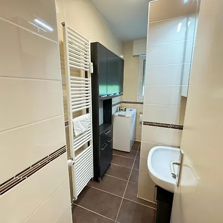 Appartement Amalfi A04 - Fur 4 P, Balkon & Smart Tv Bad Homburg vor der Höhe