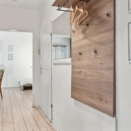 Amalfi A04 - Fur 4 P, Balkon & Smart Tv Appartement Bad Homburg vor der Höhe